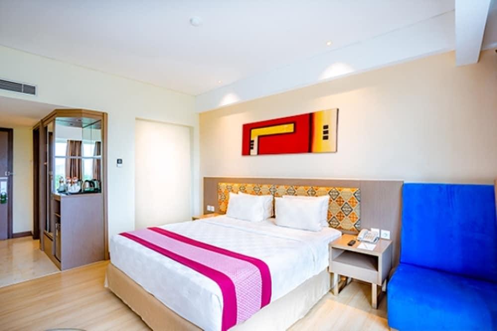 Claro Hotel Kendari Dış mekan fotoğraf