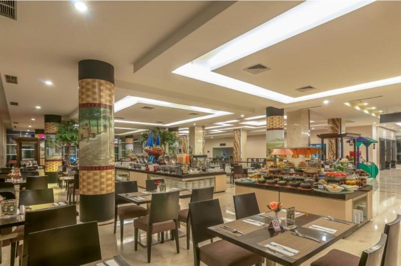 Claro Hotel Kendari Dış mekan fotoğraf