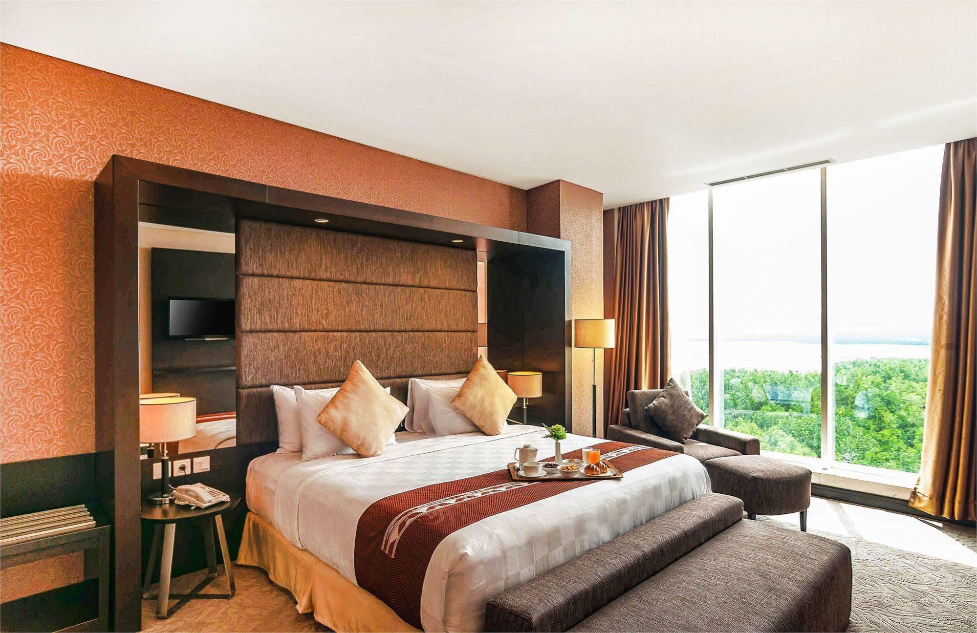 Claro Hotel Kendari Dış mekan fotoğraf